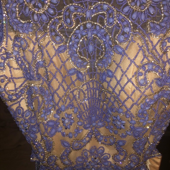 Camille La Vie formal dress - Picture 4 of 7